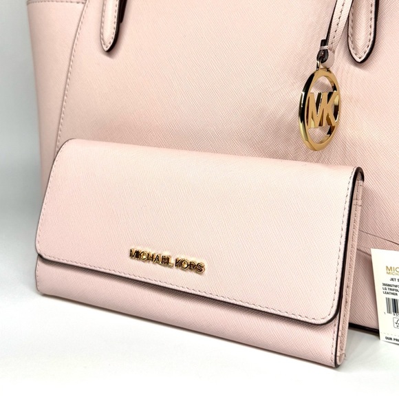 Michael Kors Charlotte Large Top-Zip Tote Bag & Matching Trifold Wallet - Picture 9 of 12